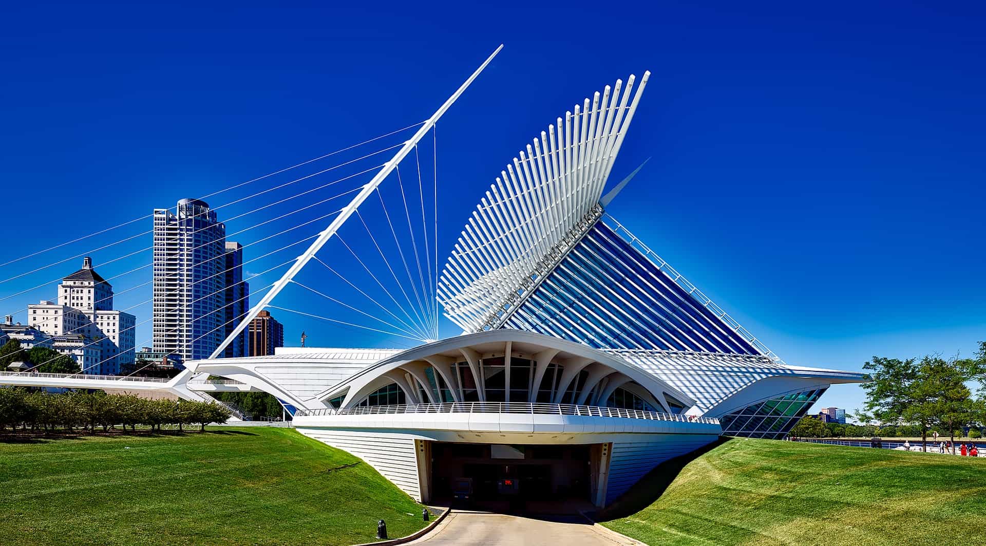 Outside of the Milwaukee Art Museum